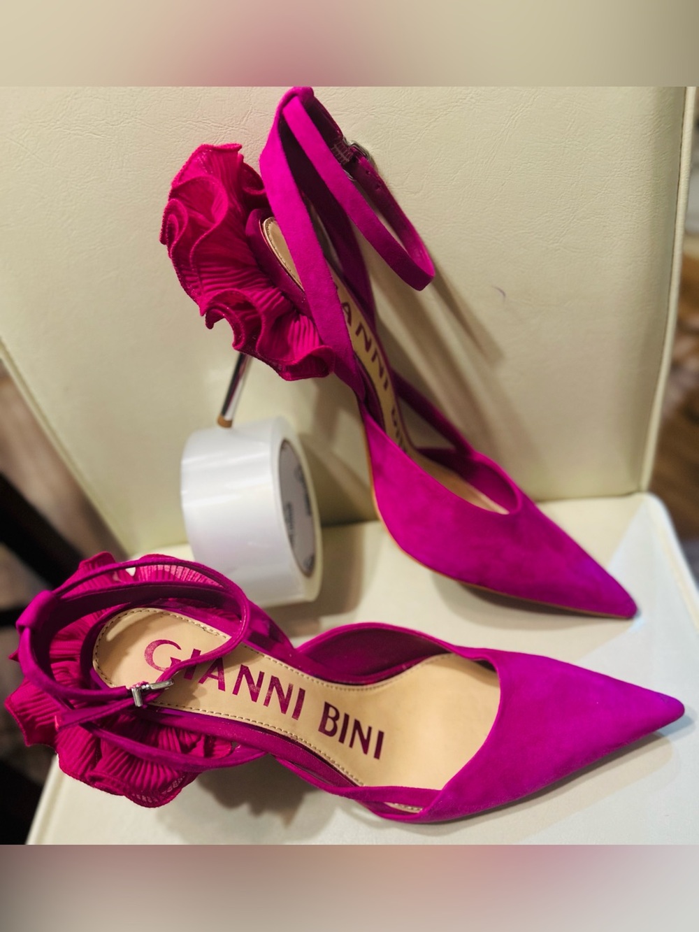 Gianni Bini Hot Pink Faux Suede Ruffle Ankle-Strap Pumps | Size:9.5 - Picture 4 of 5